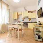 Borgo View - Con Posto Auto Privato Incluso * ليفورنو