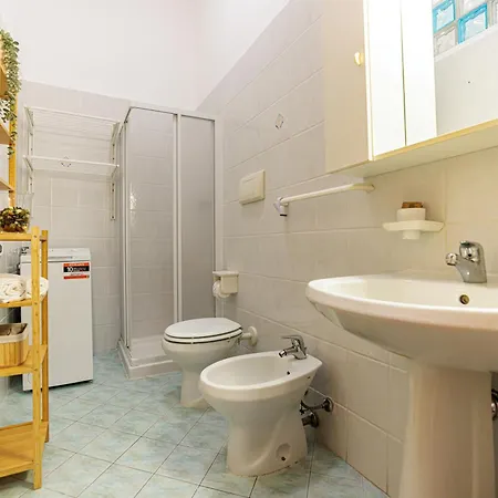 Apartment Borgo View - Con Posto Auto Privato Incluso Livorno