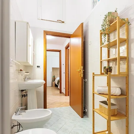 Borgo View - Con Posto Auto Privato Incluso Livorno